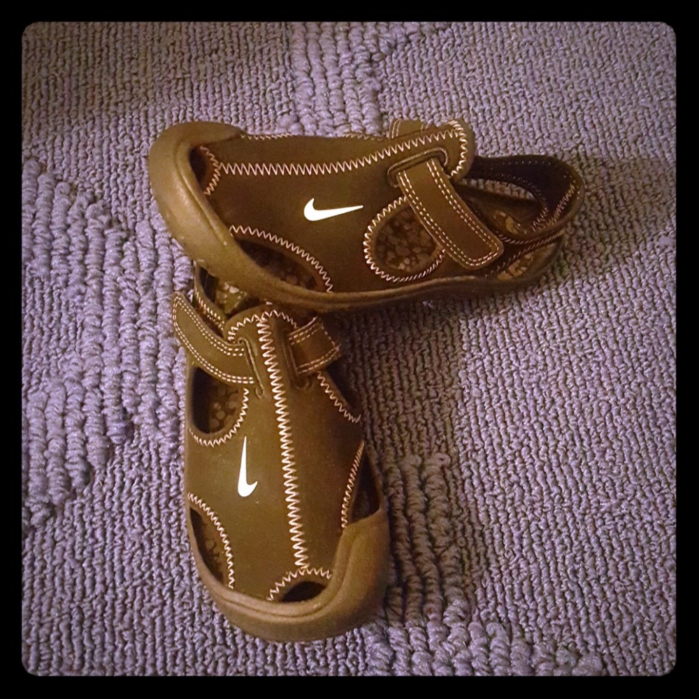 Nike sandals